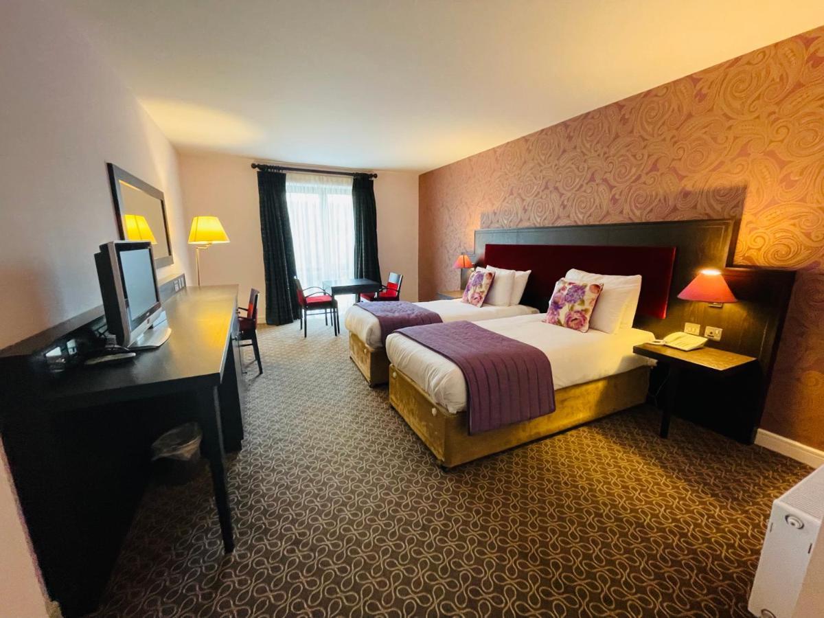 Burren Atlantic & 3*