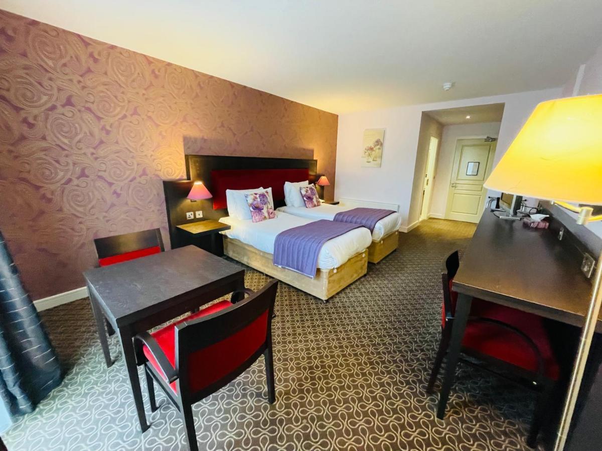 Burren Atlantic & Hotel 3*